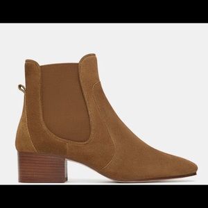 Zara Suede Chelsea boot ankle. Size 36